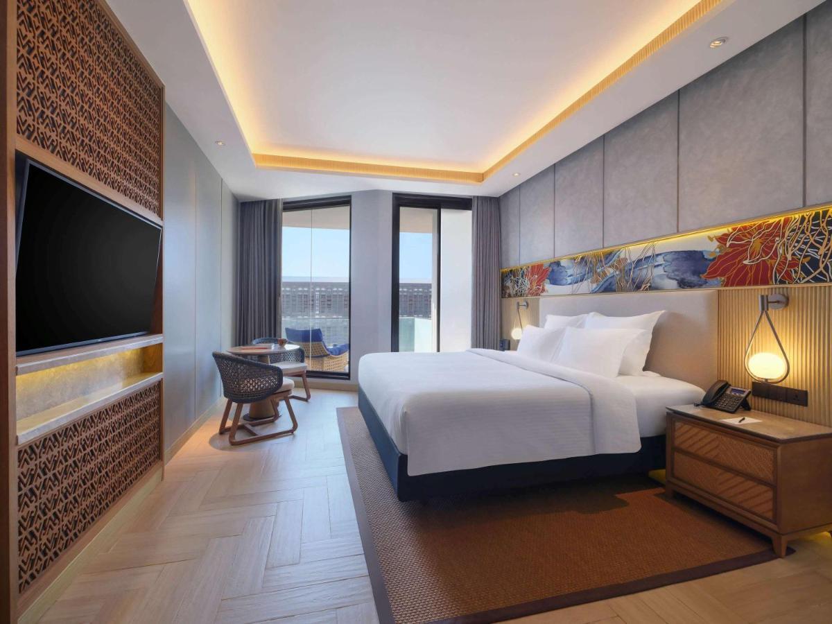 Pullman Lombok Merujani Mandalika Resort 5*